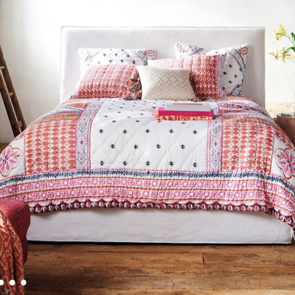 Anthropologie Carzola Quilt & 2 Shams